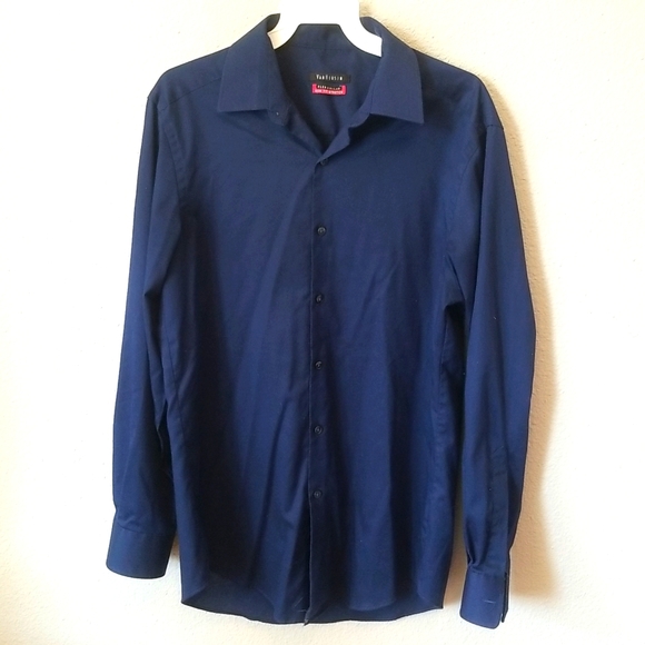 2 for $20 Blue Van Heusen Long Sleeve Button Up Shirt - Picture 1 of 3